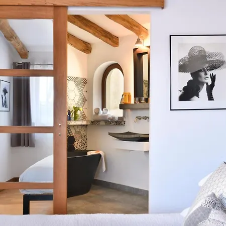 Hotell De Charme A Cheda Bonifacio (Corsica)