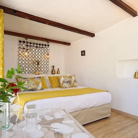 Hotell De Charme A Cheda 4*