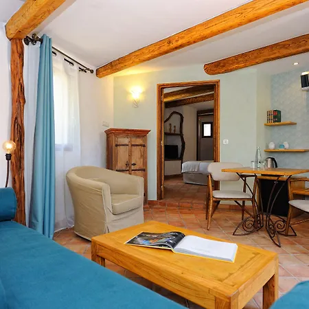 Hotell De Charme A Cheda Bonifacio (Corsica)