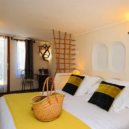 De Charme A Cheda Hotel