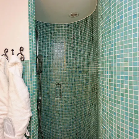 De Charme A Cheda 4*