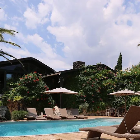 De Charme A Cheda Otel