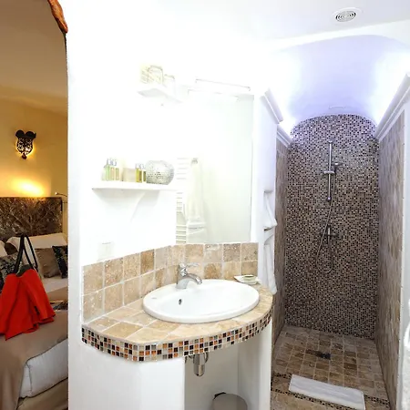 Hotell De Charme A Cheda Bonifacio (Corsica)