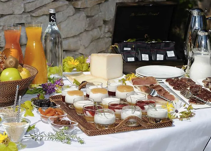 De Charme A Cheda Hotel