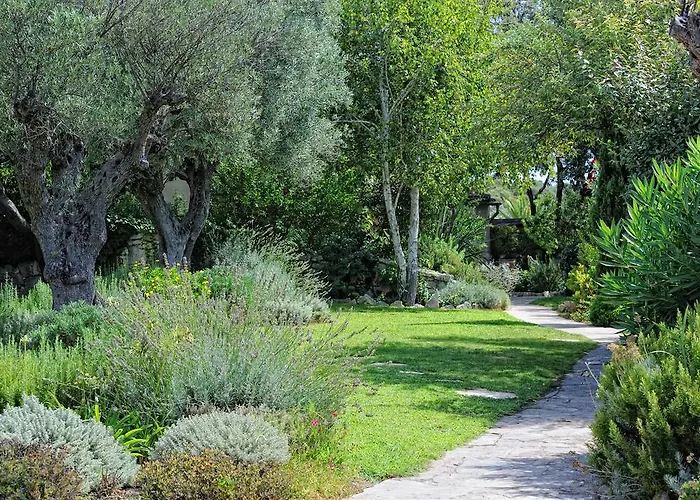 De Charme A Cheda 4*